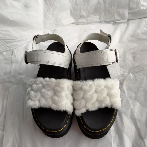 Dr. Martens Voss Quad Fluffy size 8L - Picture 16 of 16